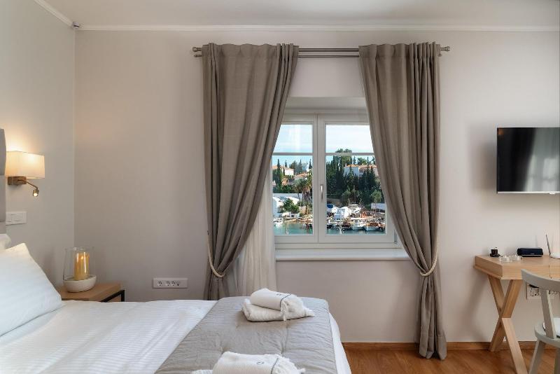 Porto Vecchio Luxury Suites image