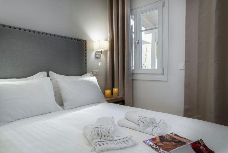 Porto Vecchio Luxury Suites image