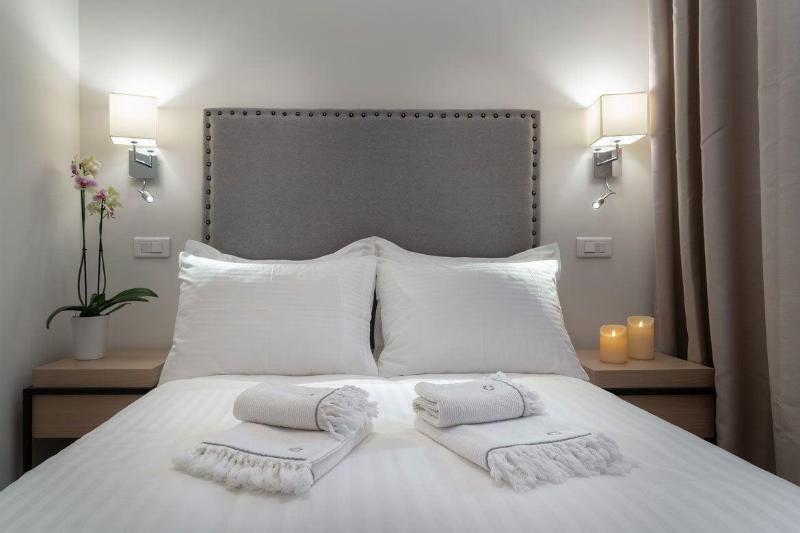 Porto Vecchio Luxury Suites image