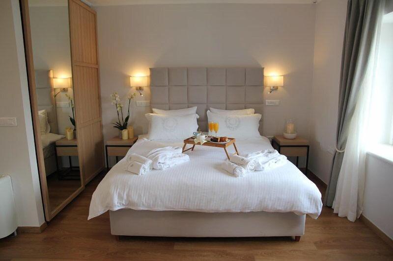 Porto Vecchio Luxury Suites image