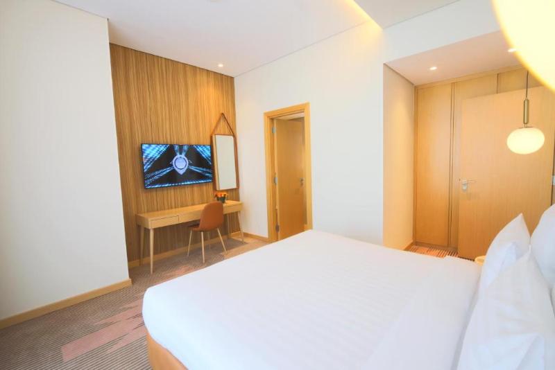 Novotel Jumeirah Village Triangle image