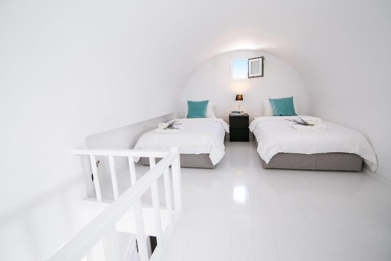 Apanomeria Boutique Residence — photo 42