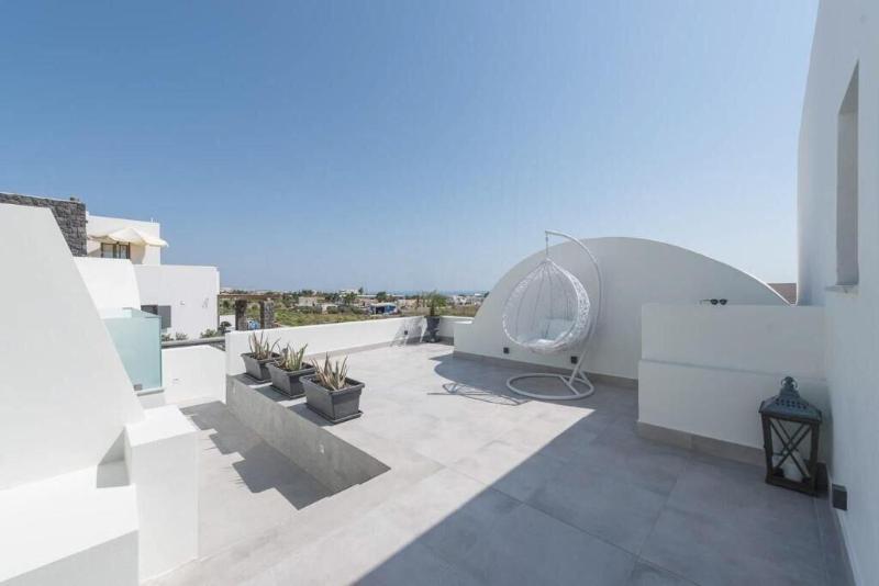 Karat Suites image