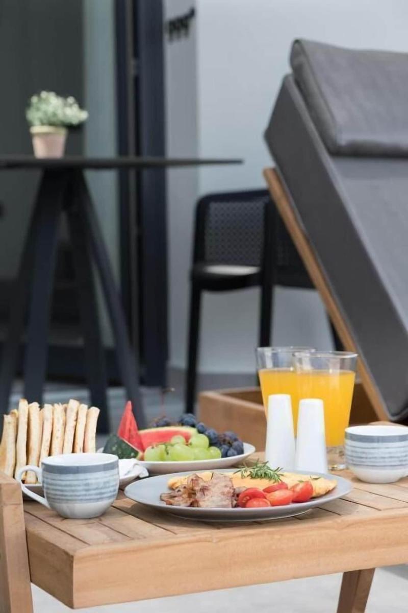 Karat Suites image