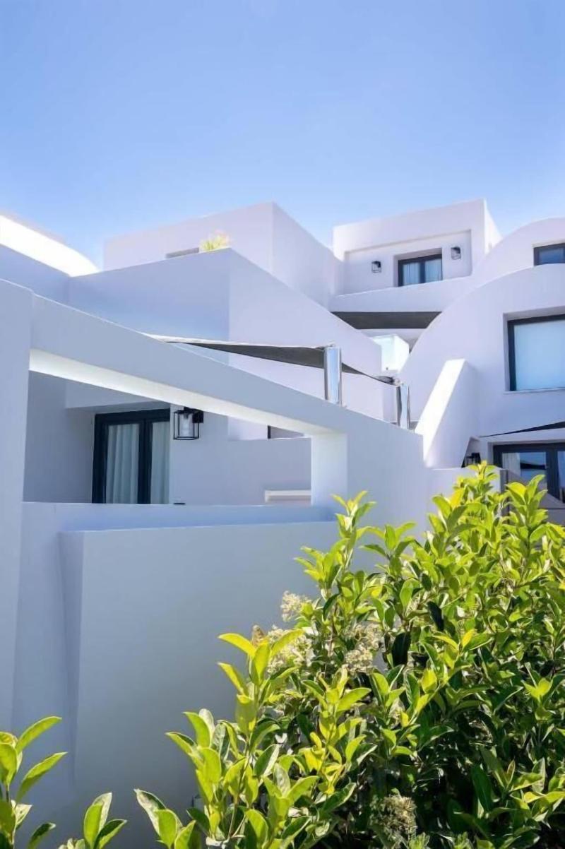 Karat Suites image