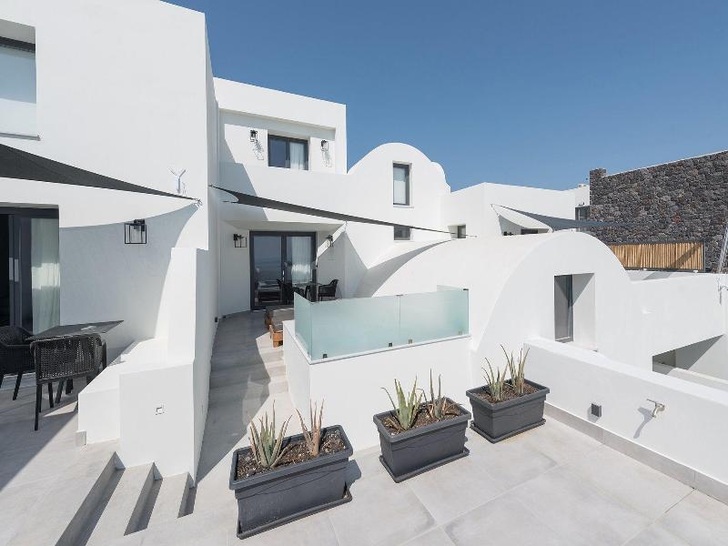 Karat Suites image