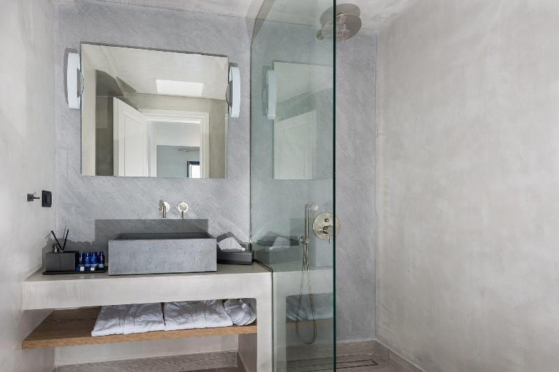 Karat Suites image