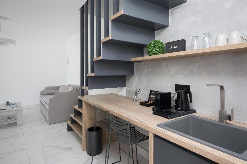 Karat Suites image
