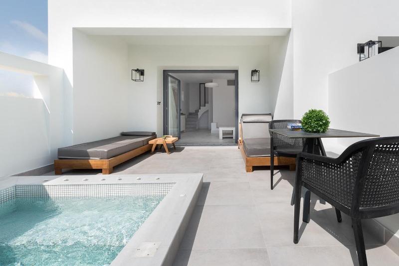 Karat Suites image