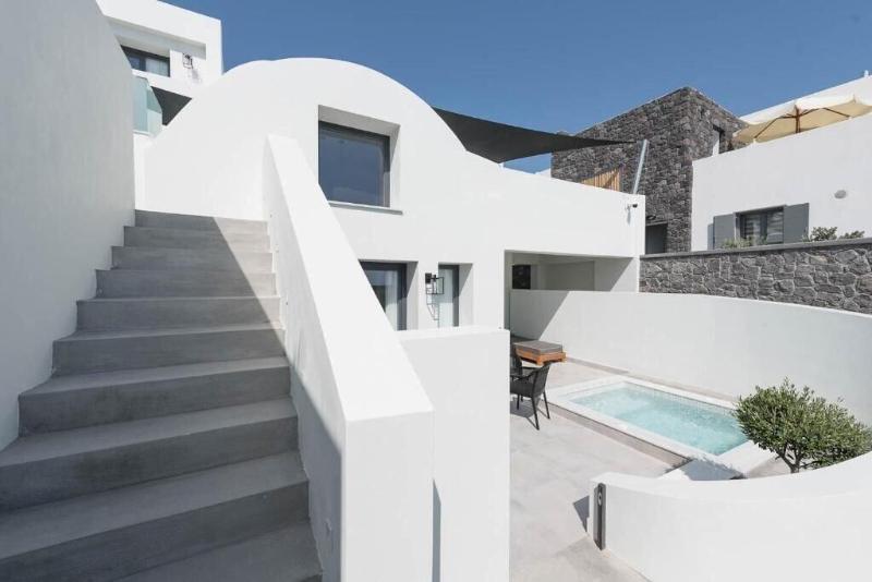 Karat Suites image