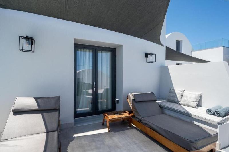 Karat Suites image