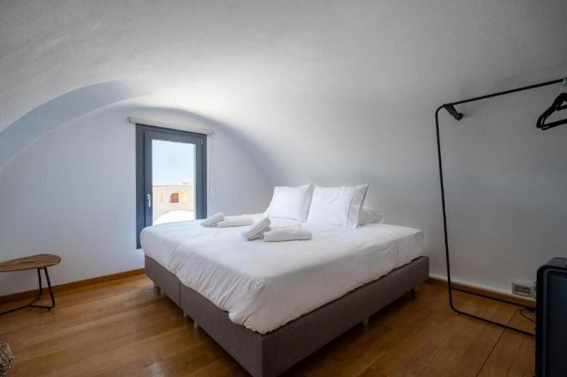 Karat Suites image