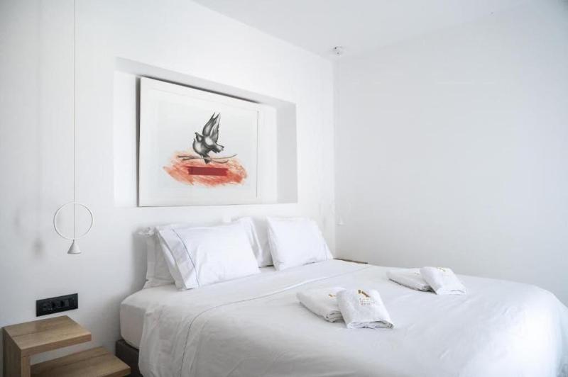 Karat Suites image