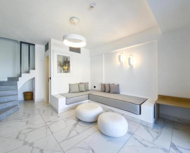 Karat Suites image