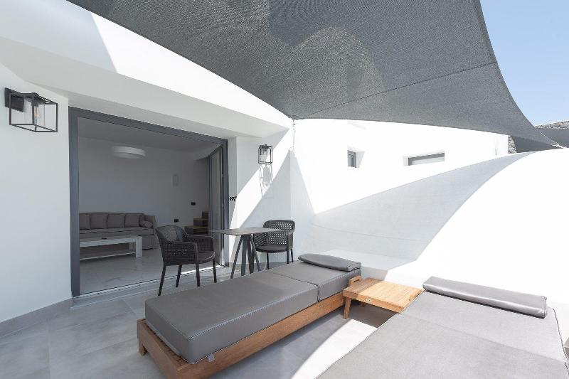 Karat Suites image