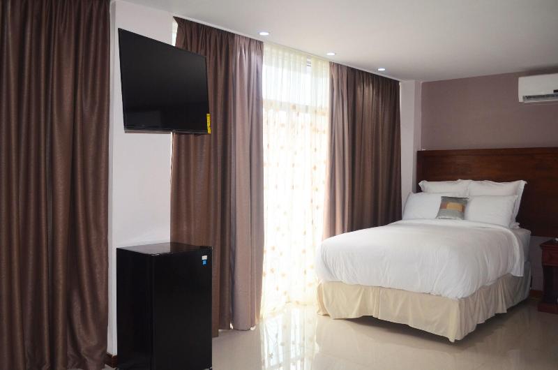 Leisure Inn image