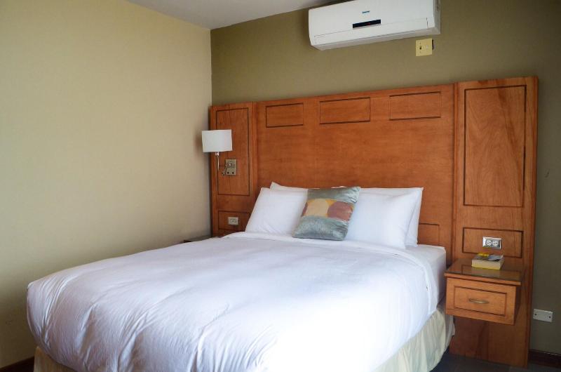 Leisure Inn image