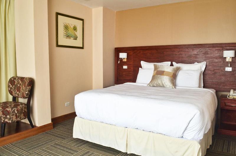 Leisure Inn image