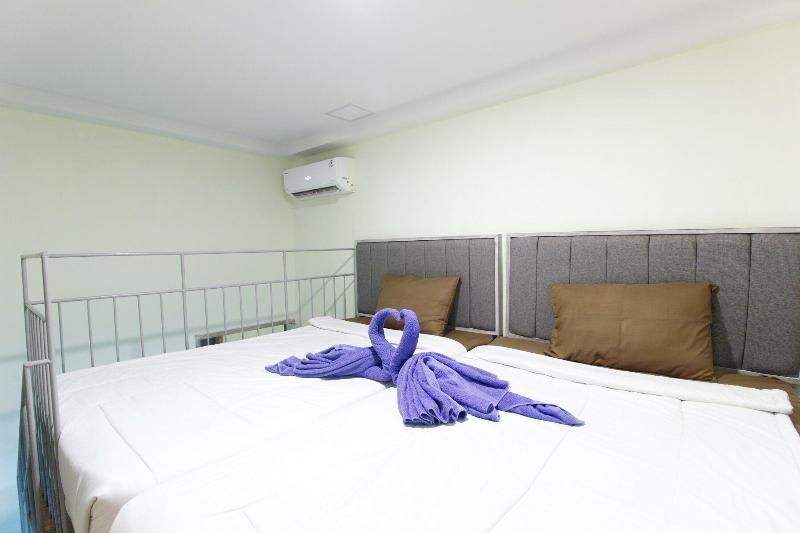 Urbanest Inn House Slipi image