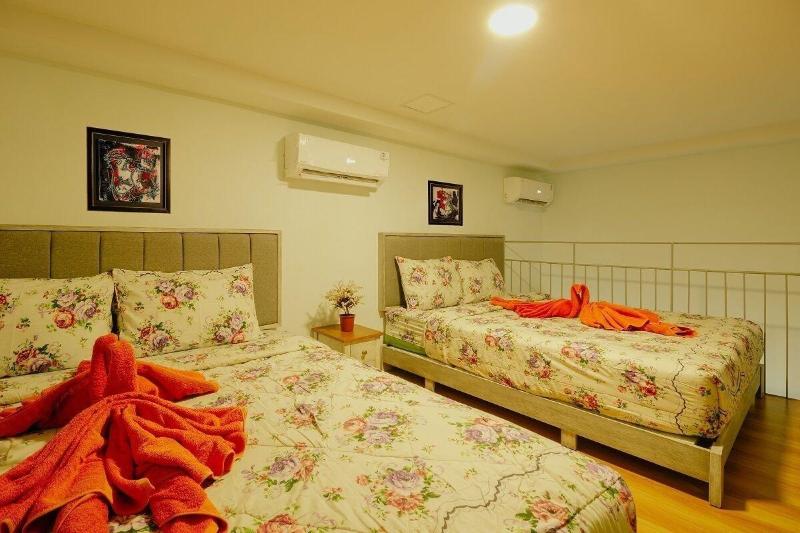 Urbanest Inn House Slipi image