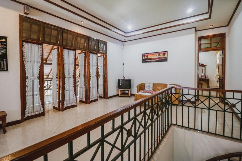 Formerly RedDoorz Syariah Gelora Delta Sidoarjo image