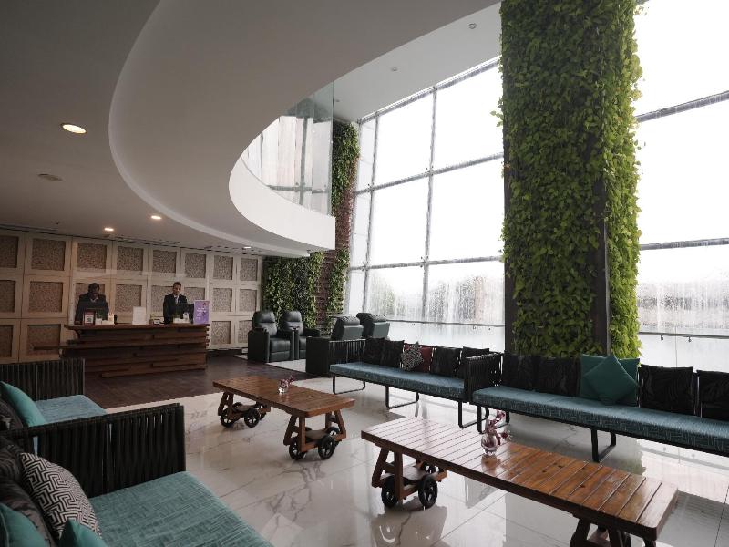 Regenta Central Hotel & Convention Nagpur image