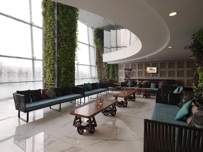 Regenta Central Hotel & Convention Nagpur image