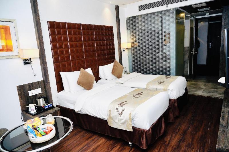 Regenta Central Hotel & Convention Nagpur image