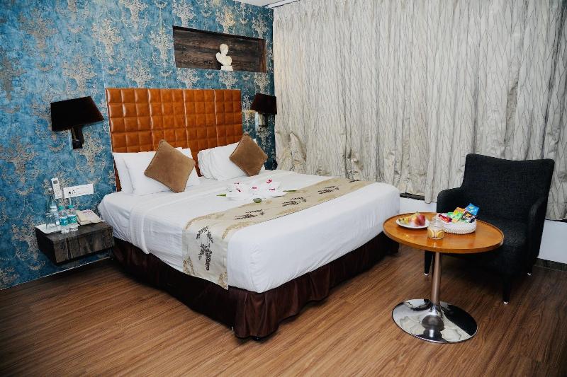 Regenta Central Hotel & Convention Nagpur image