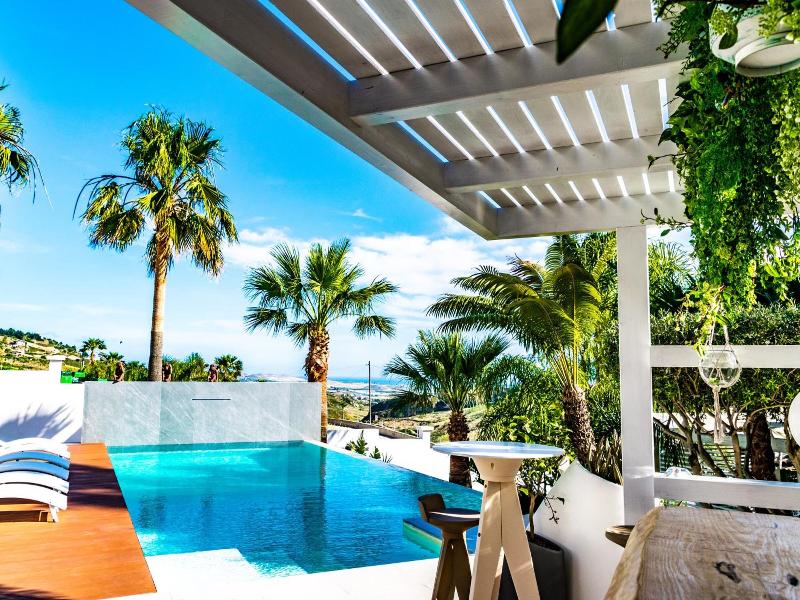 Diodorus Luxury Experience image