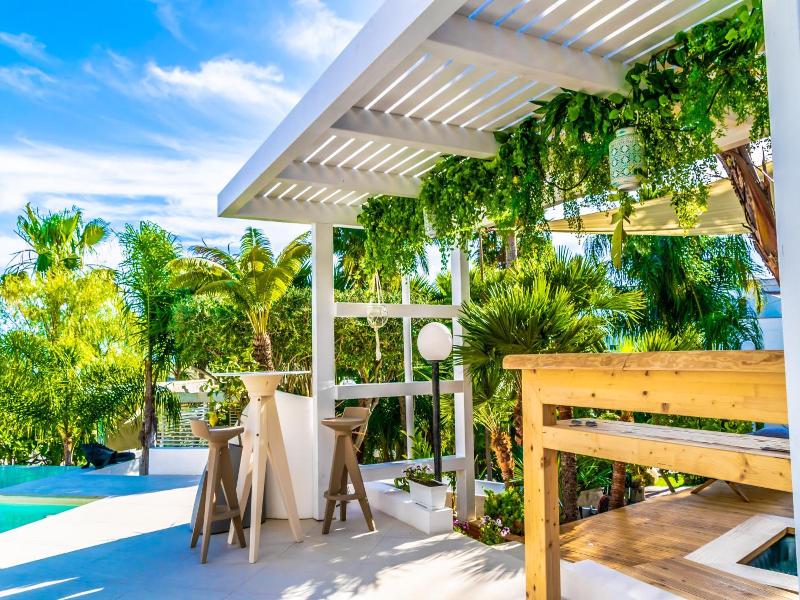 Diodorus Luxury Experience image