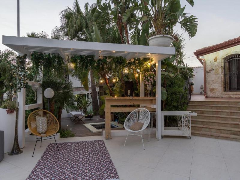Diodorus Luxury Experience image