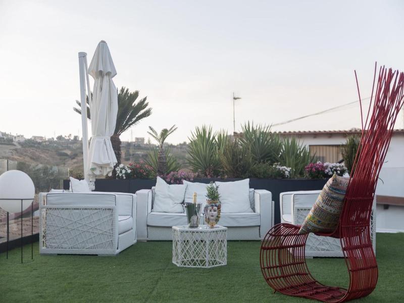 Diodorus Luxury Experience image