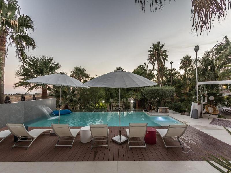 Diodorus Luxury Experience image