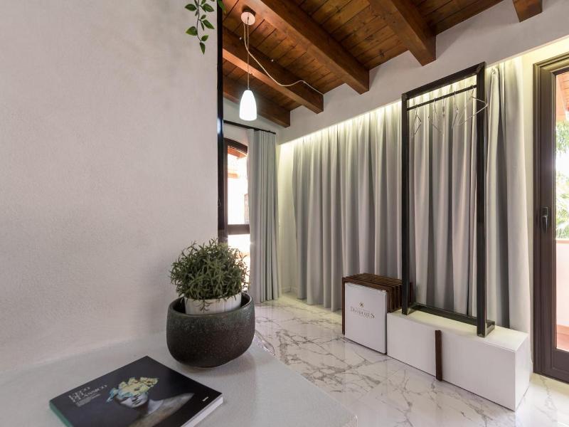 Diodorus Luxury Experience image