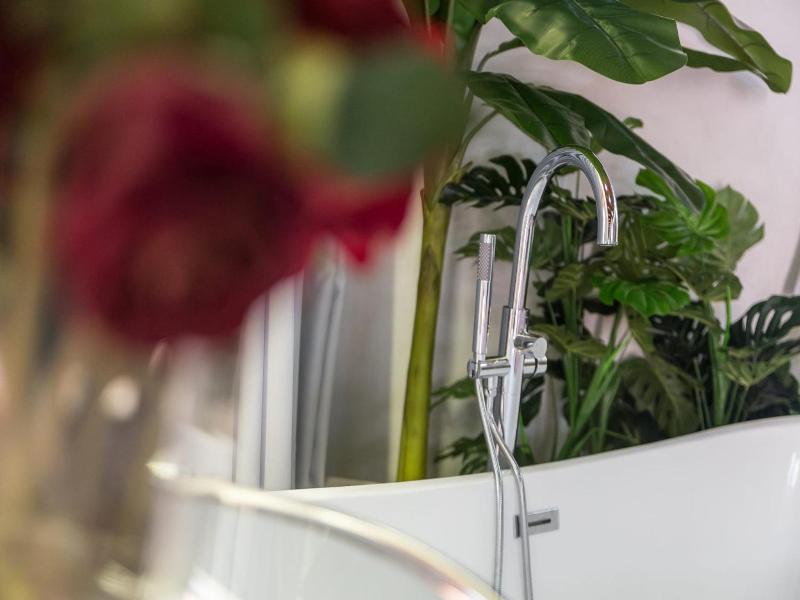 Diodorus Luxury Experience image