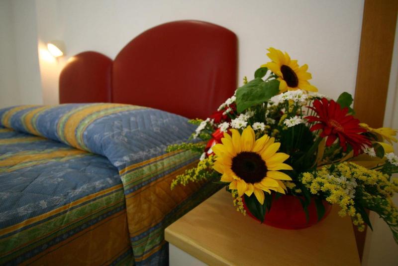 Hotel Villa Isola image