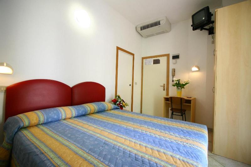 Hotel Villa Isola image