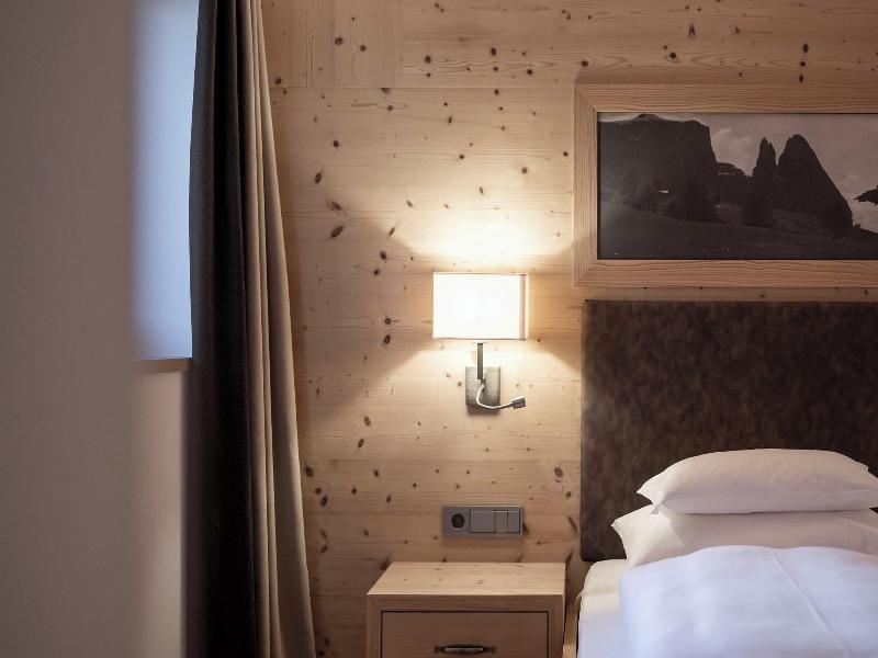 Dolomites Nature Hotel Vigilerhof image