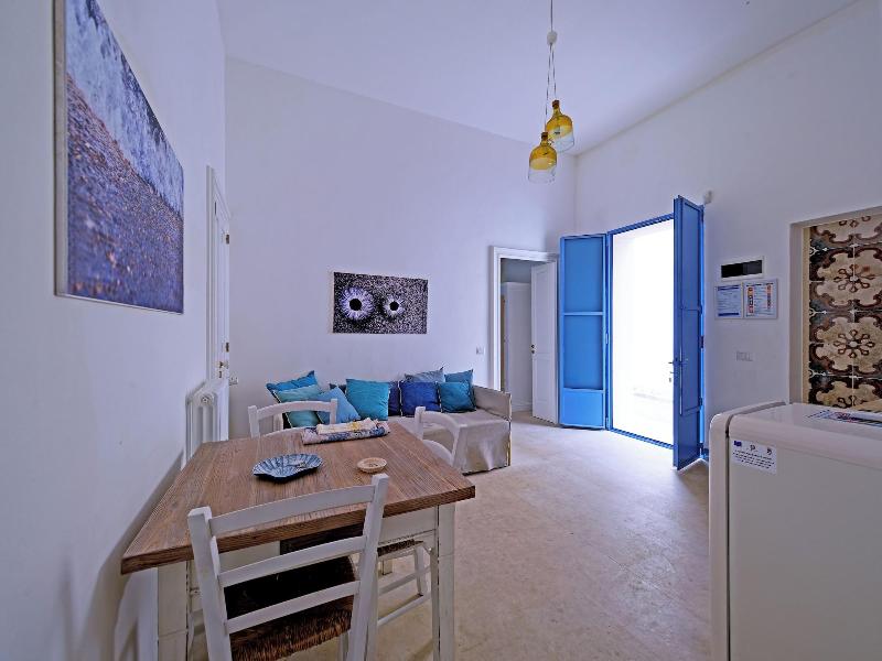 La Naca sul Mare image