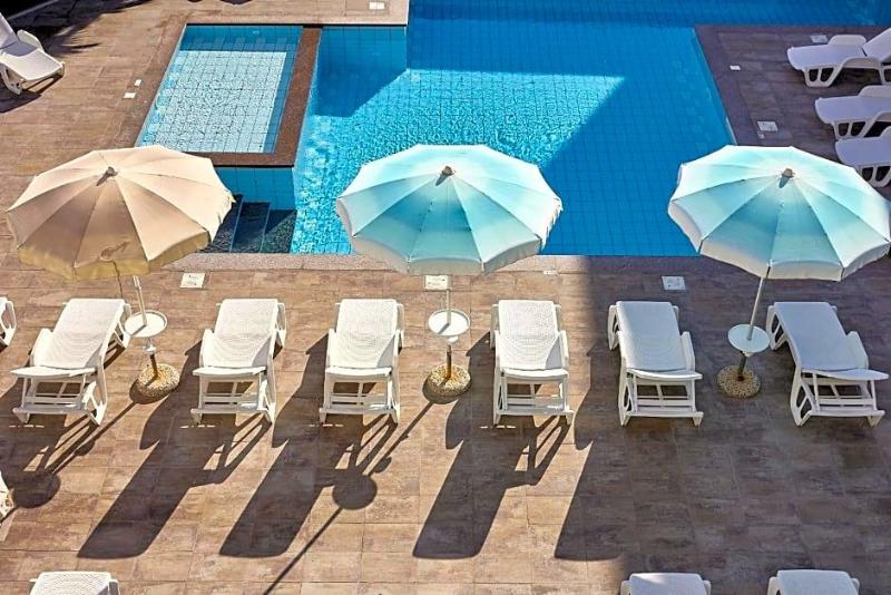 Golden Hotel & Apartments image
