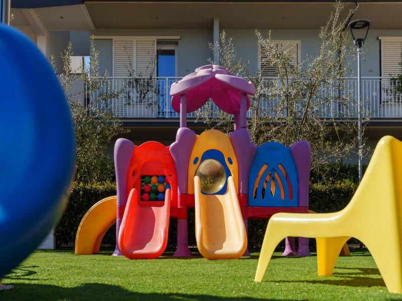 Golden Hotel & Apartments image