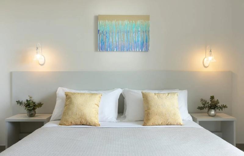 Golden Hotel & Apartments image