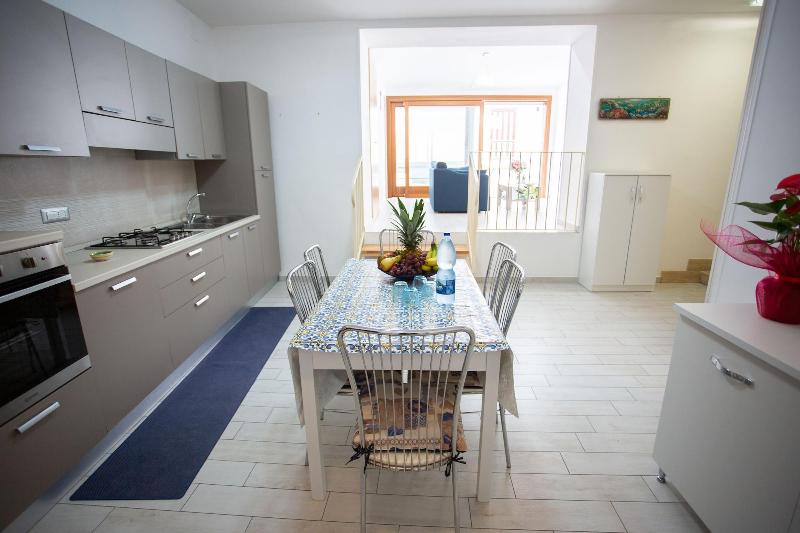 Odissea Residence e Rooms image