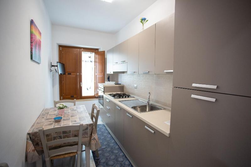 Odissea Residence e Rooms image