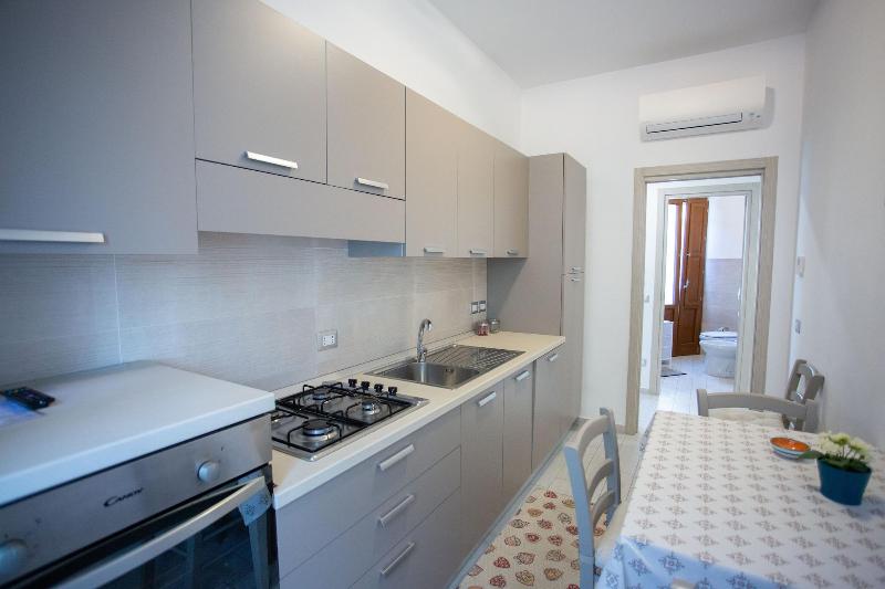 Odissea Residence e Rooms image