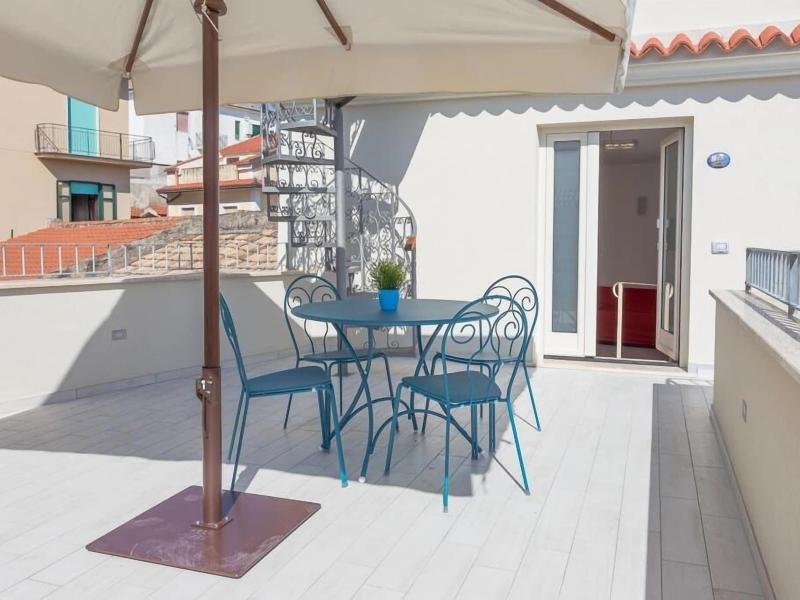 Odissea Residence e Rooms image