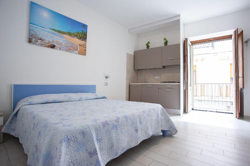 Odissea Residence e Rooms image
