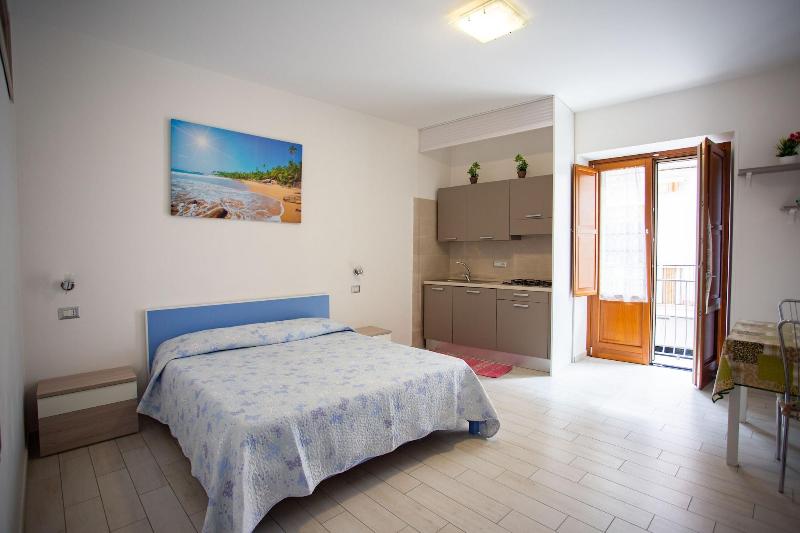 Odissea Residence e Rooms image