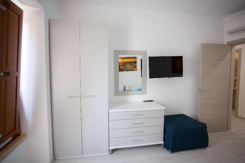 Odissea Residence e Rooms image